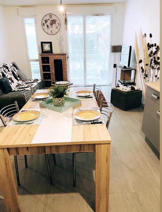 Appartement Avec Parking La Rochelle  Bagian luar foto
